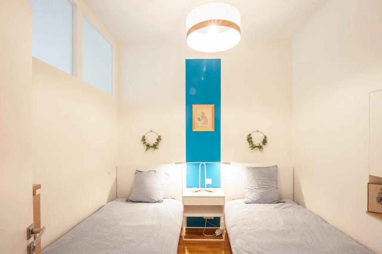 Central Luxury Louvre Opera 2Nd Floor Paris Apartment